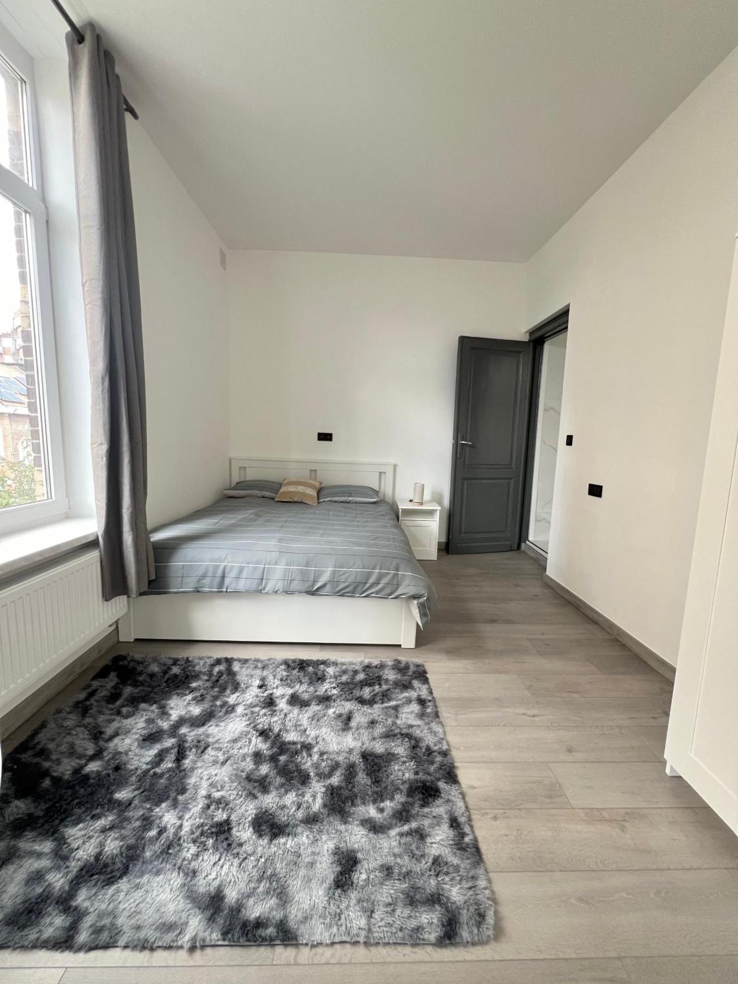 Renove Et Radieux A Bruxelles 外观 照片